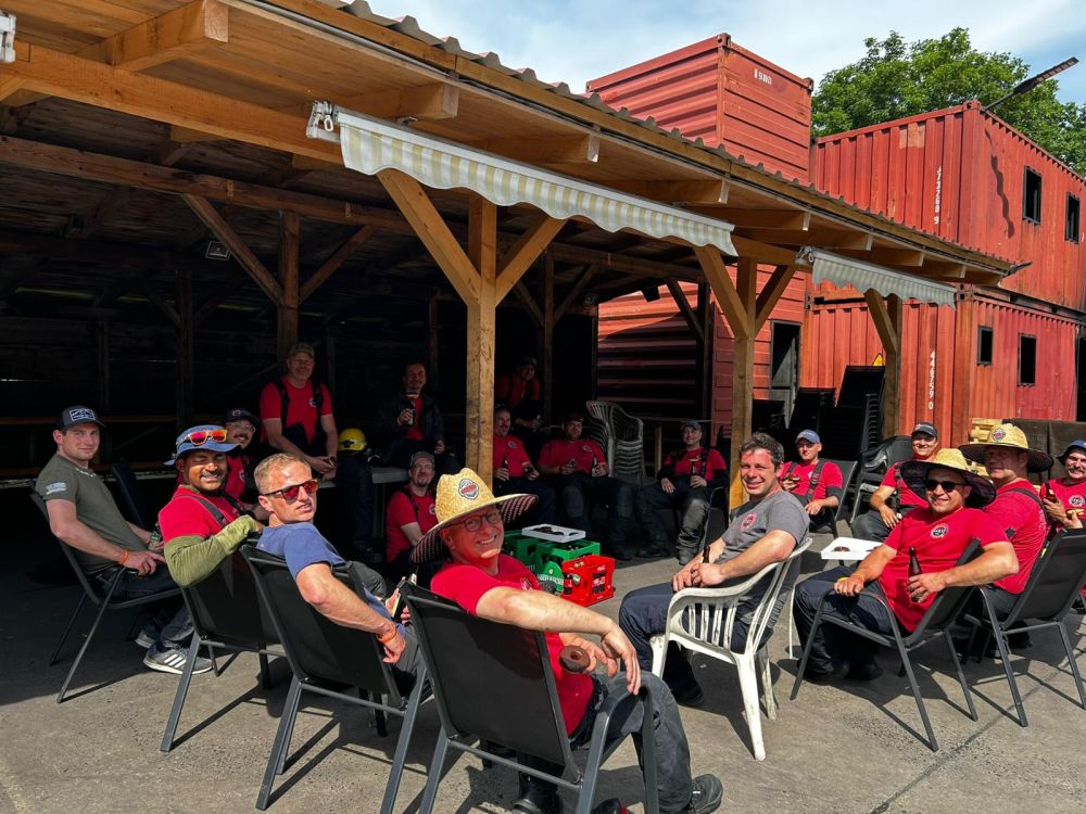 Platzteam im Stuhlkreis