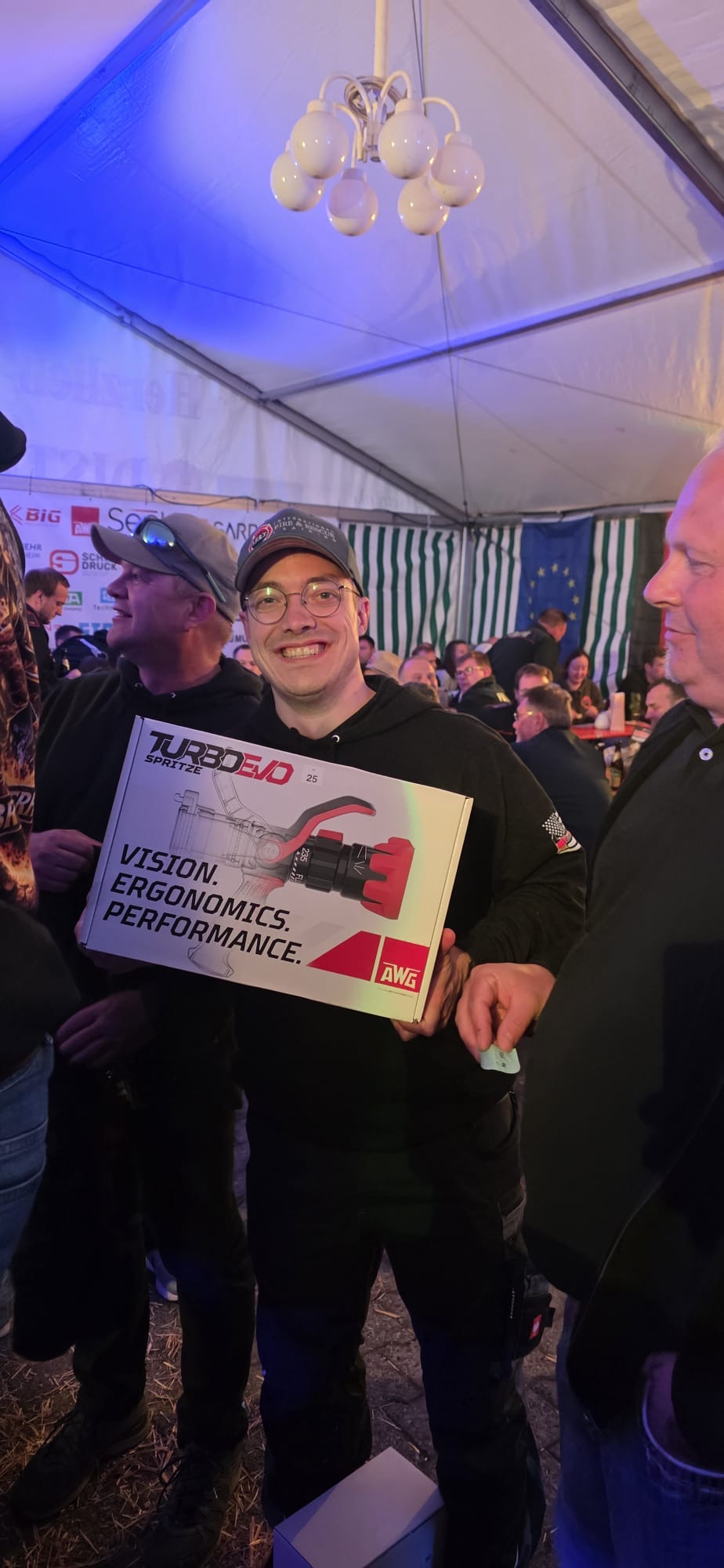 Gewinner mit AWG Strahlrohr